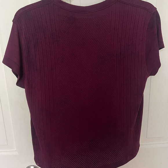 Lululemon Lightweight T-Shirt - Picture 2 of 3